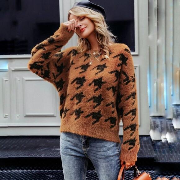Simplee Brown Houndstooth Fuzzy Oversized Sweater Sz S - Picture 5 of 12